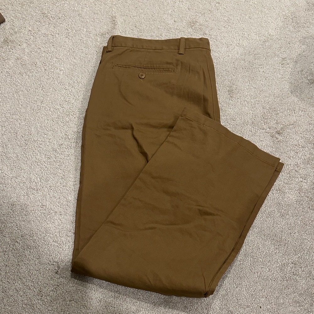 Old Navy Men's Tan Chinos